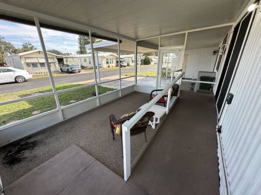 681 Lake Henry a Winter Haven, FL Mobile or Manufactured Home for Sale